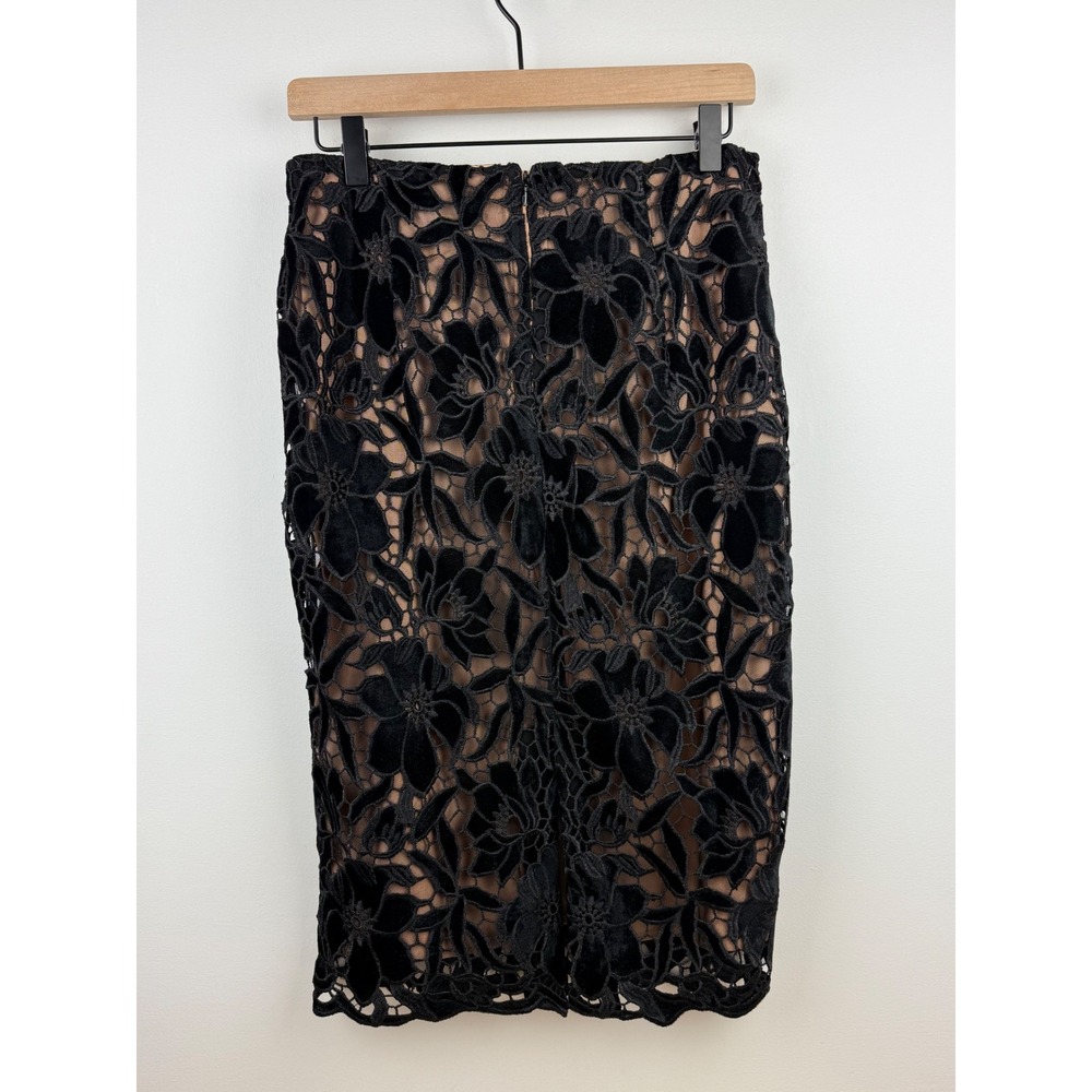 White House Black Market Designer Black Lace Floral Pencil Skirt Size 2 NWT $150 - Picture 4 of 11